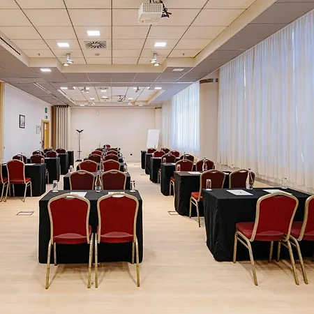 By Ihg Готель Белград