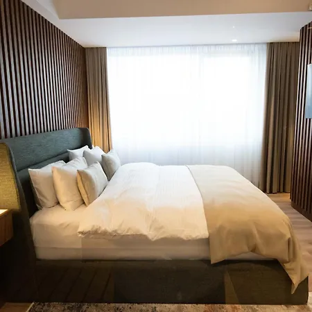By Ihg 4* Белград