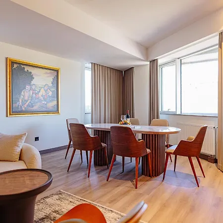 By Ihg Готель 4*